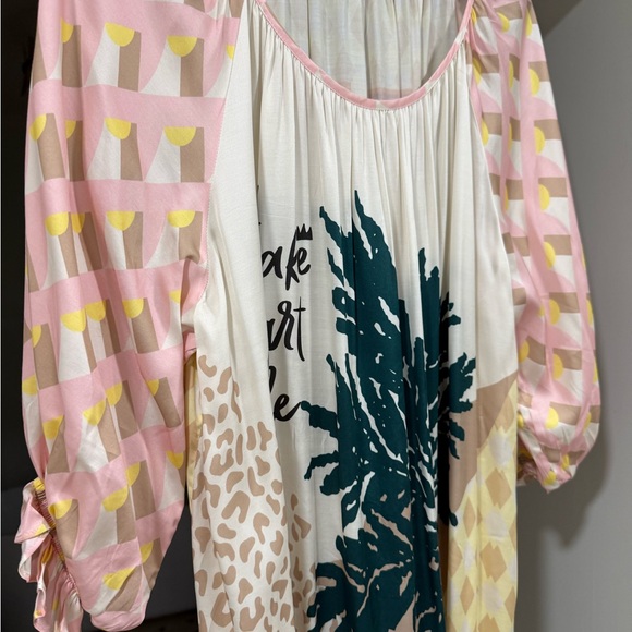 Me369 Amelia Puff Sleeve Maxi Dress in the Vacation print - Picture 7 of 9